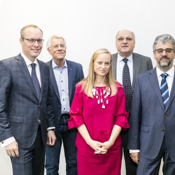 Mehr Informationen zum Thema: Sozialstaatsenquete: Zukunft des österreichischen Pflegesicherungssystems